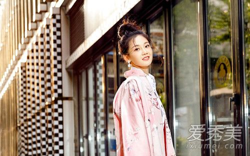芳华中的苗苗多大2017 苗苗身高体重多少