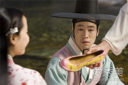 �ÿ��ĺ���r�����Ƶ�Ӱ����Щ �ÿ��ĺ���r�����Ƶ�Ӱ�̵�