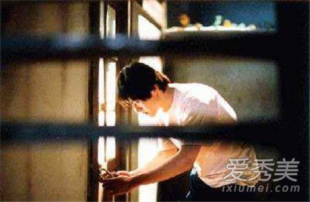 �ÿ��ĺ���r�����Ƶ�Ӱ����Щ �ÿ��ĺ���r�����Ƶ�Ӱ�̵�