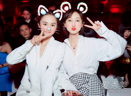 张俪少女装亮相是怎么回事 张俪少女装亮相照片是什么样子