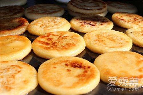 洋芋粑粑用什么面粉 洋芋粑粑的做法和配方