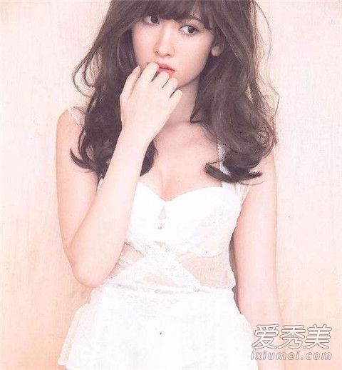 ��һ�۾��Ķ�������ʮ���Ը�����Ů��