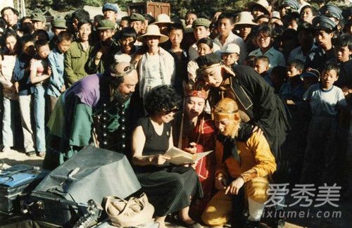 六小龄童纪念杨洁是怎么回事 六小龄童纪念杨洁为什么会被骂