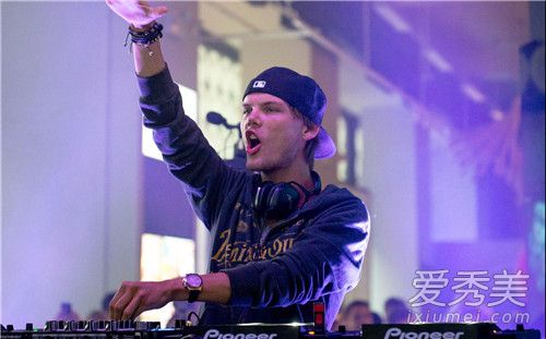 DJ Avicii������ô���� DJ AviciiΪʲô����