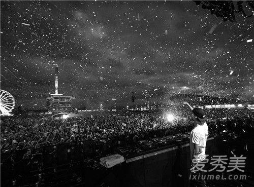 DJ Avicii������ô���� DJ AviciiΪʲô����