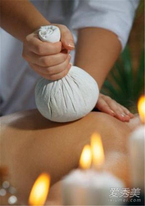 炒盐怎么热敷 炒盐热敷肚脐的功效