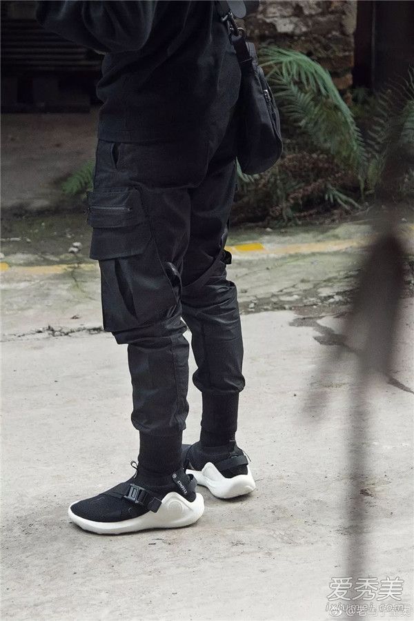 ϵжǮ ϵм۸