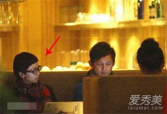何炅老婆王菁个人资料 何炅老婆王菁婚纱照