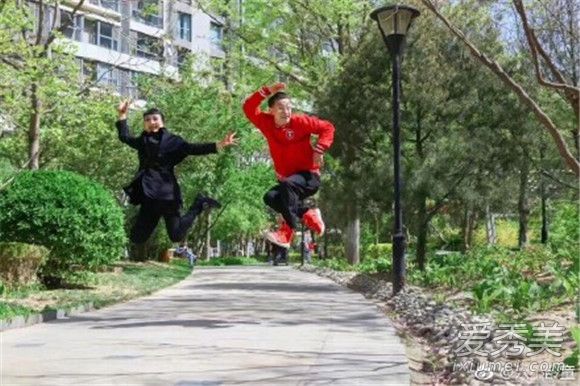 六小龄童表白妻子怎么回事 六小龄童妻子是谁个人资料照片