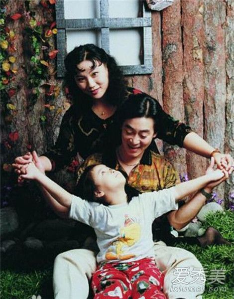 六小龄童表白妻子怎么回事 六小龄童妻子是谁个人资料照片