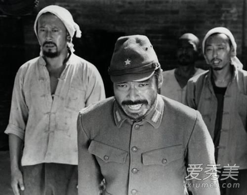 大哥大嫂过年好是什么梗 大哥大嫂过年好是什么意思