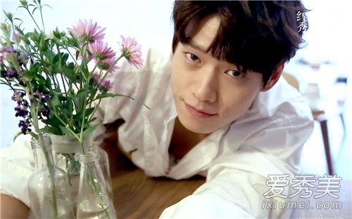 κ��ѫ�Լ�Ⱦ������ô���� κ��ѫΪʲô�Լ�Ⱦ��