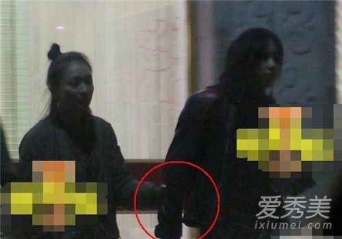 窦靖童周迅同性恋是真的吗 窦靖童周迅天涯扒皮