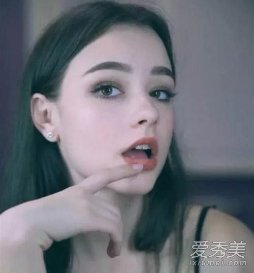 鼻子塌的女人有福气吗 女人塌鼻子面相的命运分析