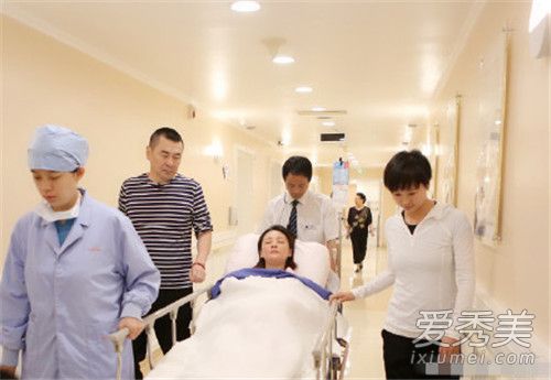 蒋勤勤二胎产子是什么情况 蒋勤勤二胎是顺产吗