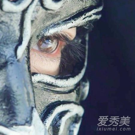 朱一龙卡姿兰大眼睛是什么梗 朱一龙眼睫毛有多长