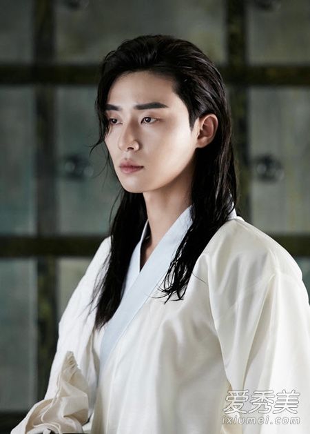 ������������������ ��������ǰ��Ա��յ���Ƥ����