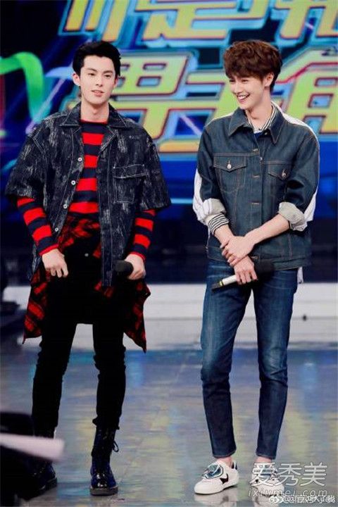 �ٺ�����͢�������� �ٺ�΢����������Ů����Ƭ����