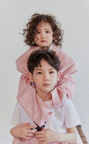 杨烁女儿多大了叫什么名字 杨烁老婆王黎雯照片个人资料