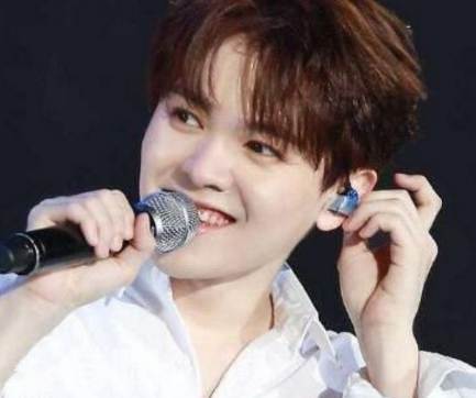 那吾克热尤长靖飘向北方歌词 飘向北方歌词什么含义