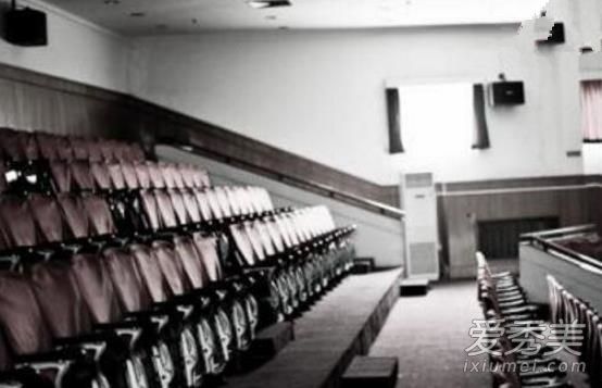 ����ѧԺ������Ժ8¥�ֹ� �����˴�������ɷ����������