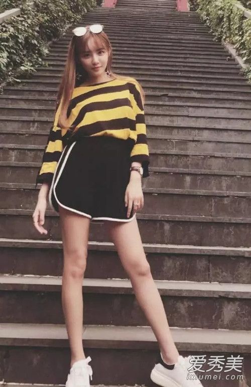 繁星兔子牙年入百万是真的吗 繁星兔子牙黑历史扒皮