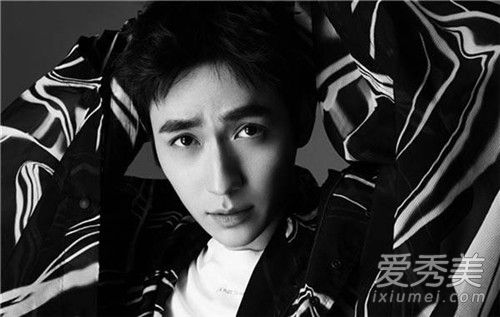 ��һ����˿����־��ô���� ��һ����˿��˭����־