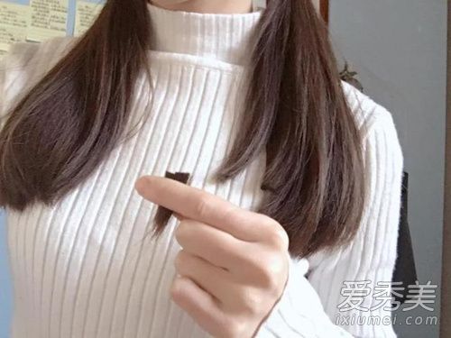 如何自己剪发尾 自己剪发尾的简单方法