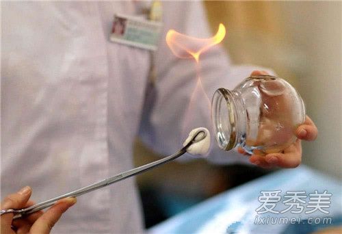 走罐和拔罐的区别 走罐很疼说明什么