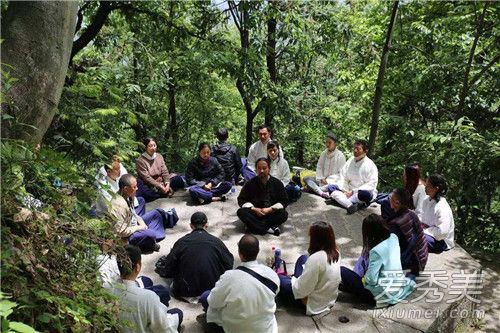 �ٹ������Ŷ��ɾ����� �ٹ��Ŷ������Ÿɾ�