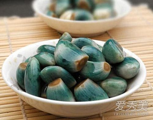 腊八蒜的腌制方法 怎样泡腊八蒜又绿又脆
