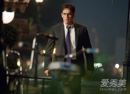 美剧黑松镇好看吗 黑松镇到底讲什么