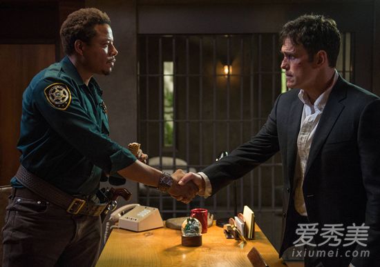 美剧黑松镇好看吗 黑松镇到底讲什么