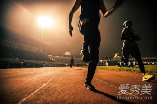 ���ܺ�ҹ�ܿ���һ���� ���ܺ�ҹ���ĸ�������