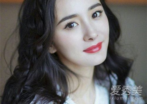 杨幂翻牌王鸥黑粉事件始末 是巧合还是故意为之?