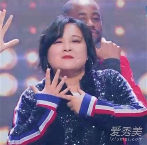 �����ˣ������Ӧ�ں�ɫ�� �⵽���Ǹ�ʲô��?