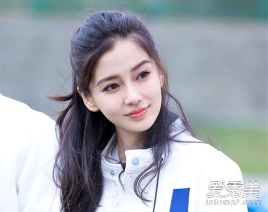 Angelababy眼睛是怎么回事 这到底是个什么梗?