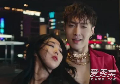 ����������mvŮ����˭ �𺣶���������������Ƭ