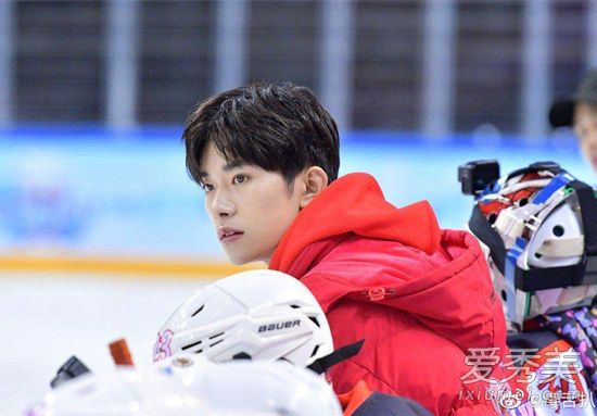 易烊千玺声明谣言怎么回事 这到底是个什么梗?