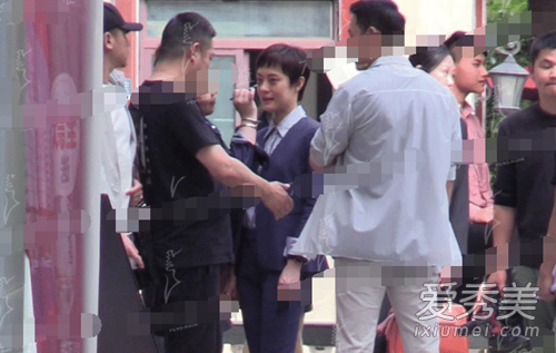 等等小花探班孙俪的原因 这到底是个什么梗?