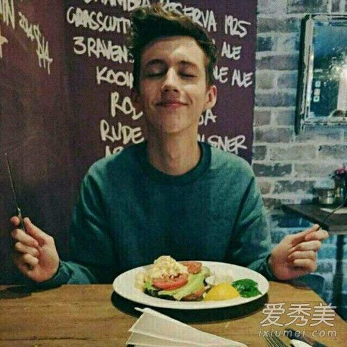 ������һ����������Ǯ vkke��ʼ����������ͥ��������