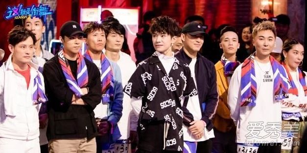 ����ǽ���2��ͯ�������Ͻ��� ����ǽ���2��ͯ��˭