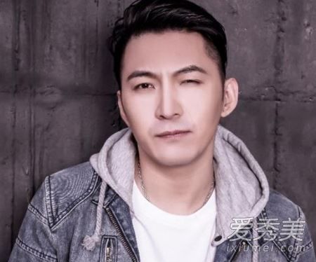 ����ǽ���2��ͯ�������Ͻ��� ����ǽ���2��ͯ��˭