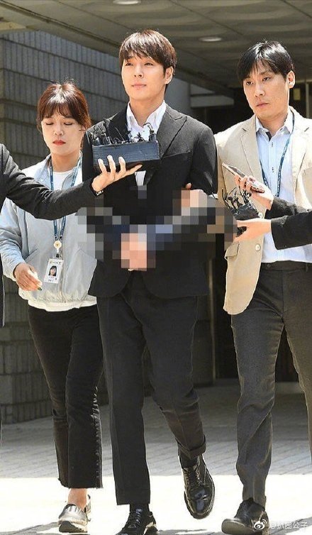 ����ѫ���ͷ� �������ྐྵȻ������...