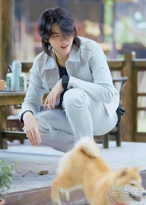 吴亦凡在线征婚 这到底是个什么梗?