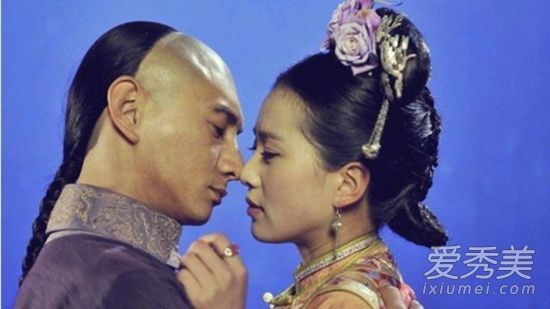 ��ʫʫ����С����ʲô �⵽���Ǹ�ʲô����