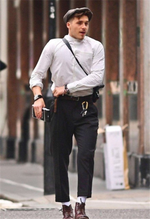 Ӣ�׷���ʲô��� Ӣ�׷���Ҫ��ʲô��ɫ