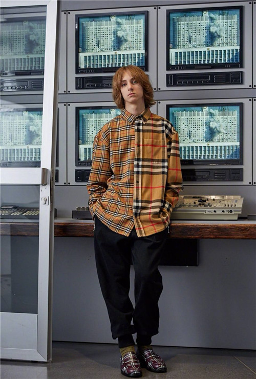 Ӣ�׷���ʲô��� Ӣ�׷���Ҫ��ʲô��ɫ