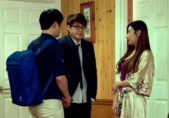 �����ɩ���������ܵ�ζ����Ӱ����ʲô �����ɩ�ӵ�ӰŮ������˭