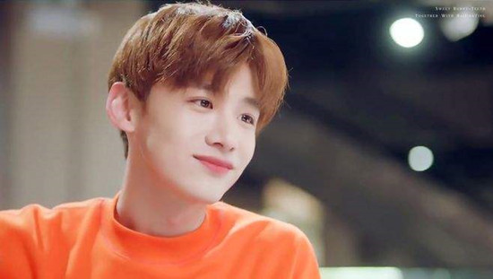 白敬亭的新手机上热搜了?到底是怎么回事?